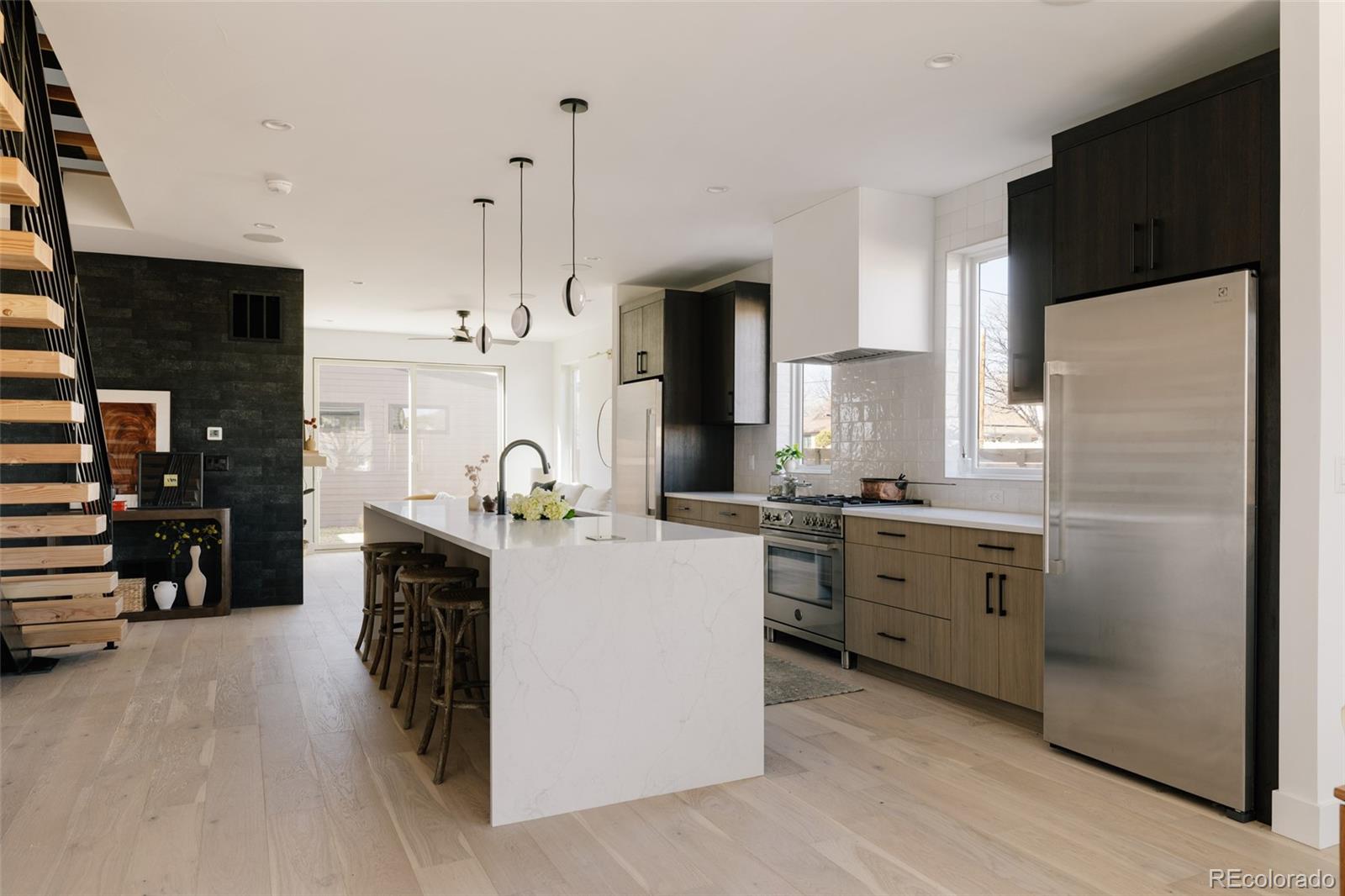 2091 Perry Street Denver, CO 80212 - Photo 4 of 48