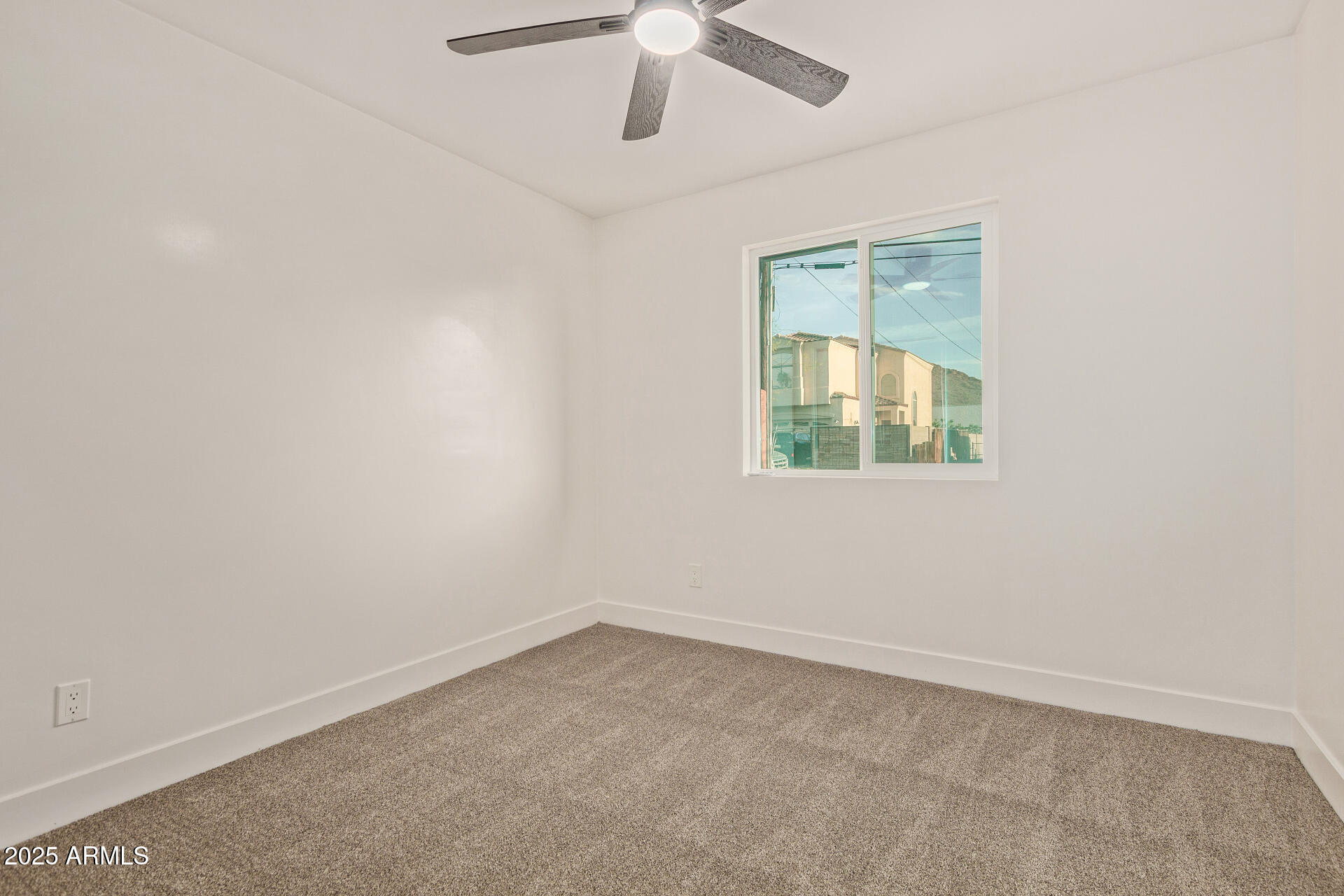 1514 East Turquoise Avenue Phoenix, AZ 85020 - Photo 21 of 37 21 - Turquoise