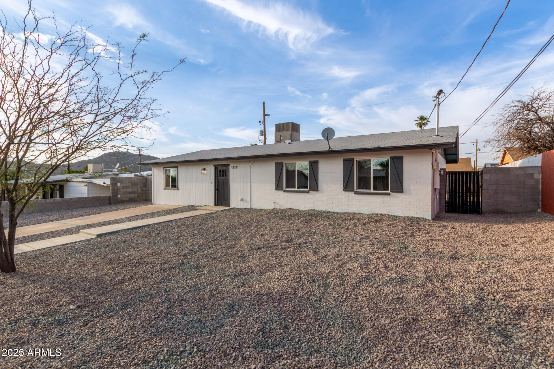 1514 East Turquoise Avenue Phoenix, AZ 85020 - Photo 6 of 37 06 - Turquoise