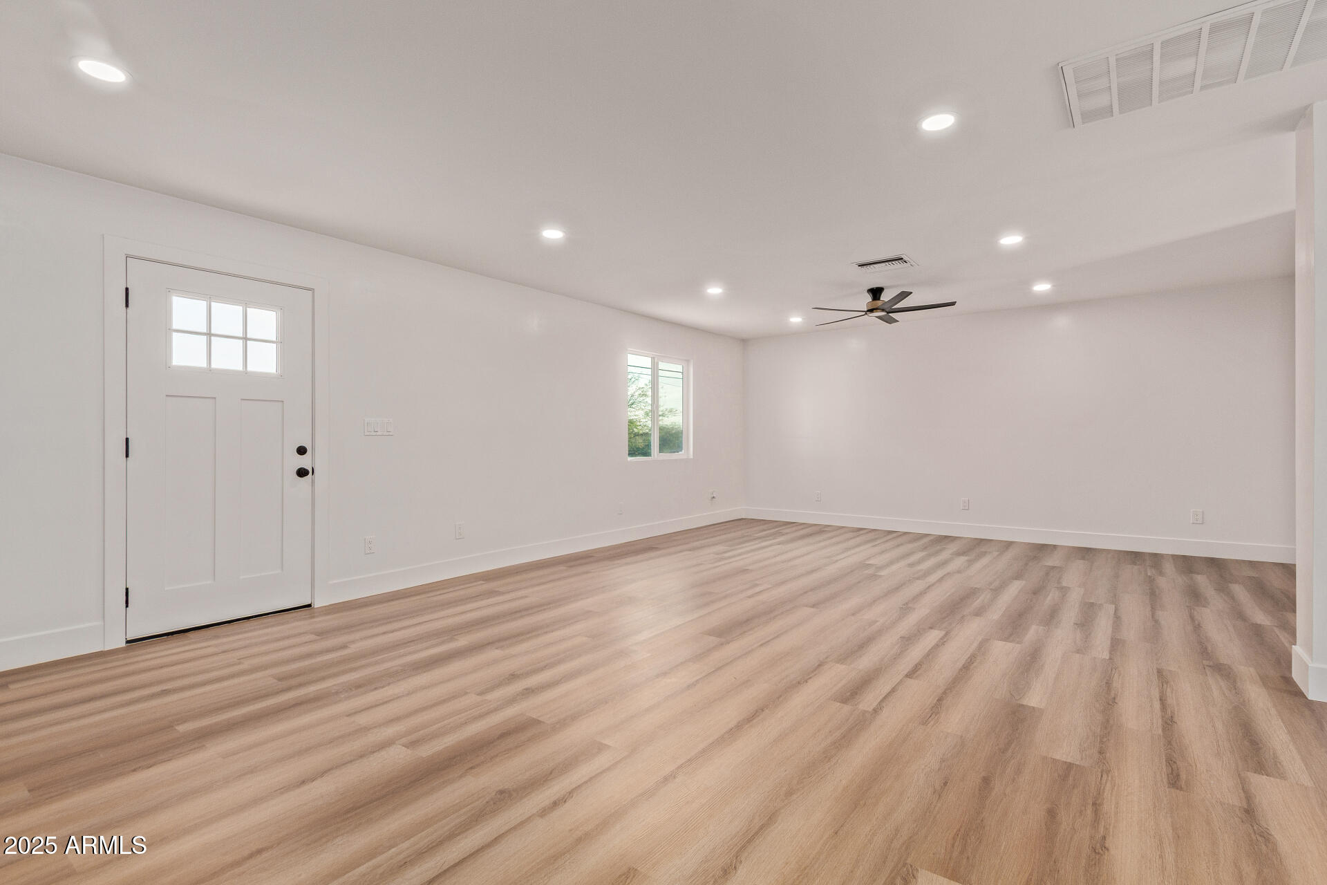 1514 East Turquoise Avenue Phoenix, AZ 85020 - Photo 7 of 37 07 - Turquoise