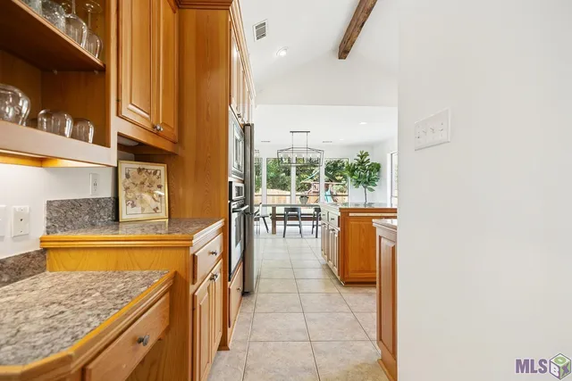 $610,000 | 6262 Morgan Bend Drive, Baton Rouge, LA 70820