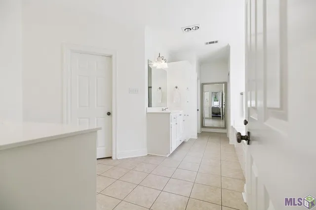 $610,000 | 6262 Morgan Bend Drive, Baton Rouge, LA 70820