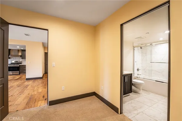 $6,250 | 10523 Ashton Avenue, Unit 202, Los Angeles, CA 90024