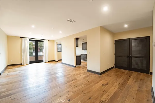 $6,250 | 10523 Ashton Avenue, Unit 202, Los Angeles, CA 90024