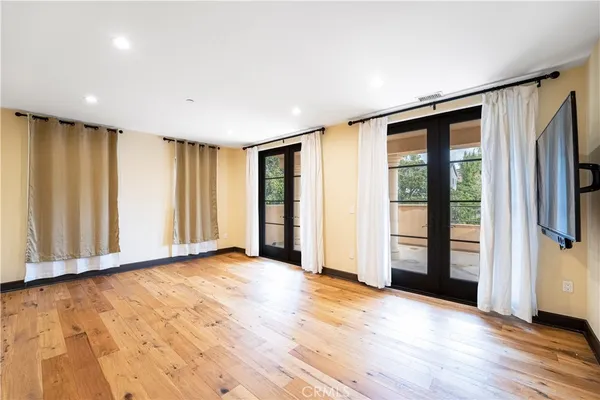 $6,250 | 10523 Ashton Avenue, Unit 202, Los Angeles, CA 90024