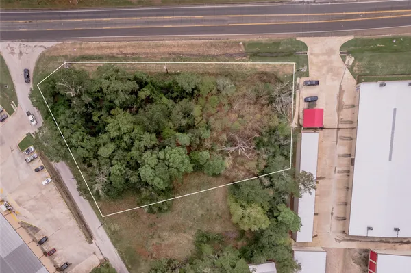 $525,000 | 135 Old Trinity Road South, Onalaska, TX 77360