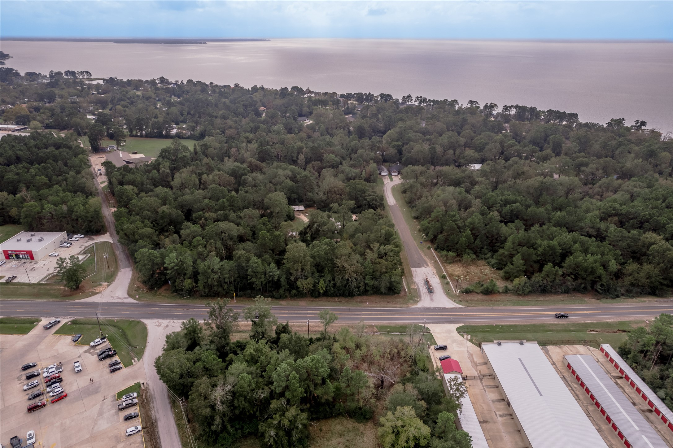 135 Old Trinity Road South Onalaska, TX 77360 - Photo 5 of 13