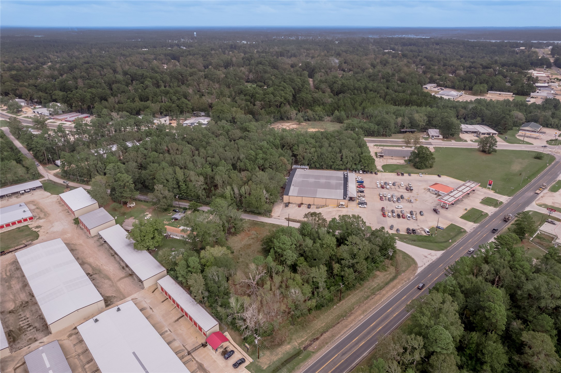 135 Old Trinity Road South Onalaska, TX 77360 - Photo 7 of 13