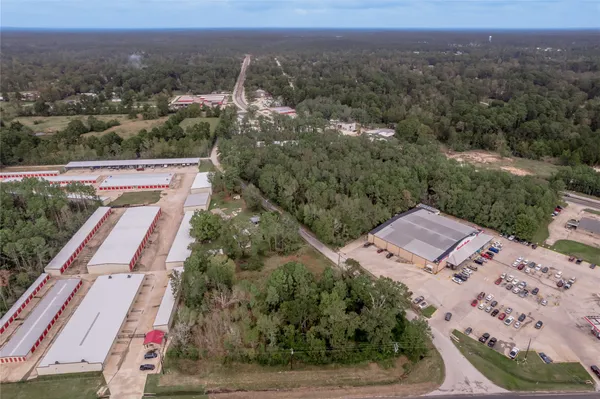 $525,000 | 135 Old Trinity Road South, Onalaska, TX 77360