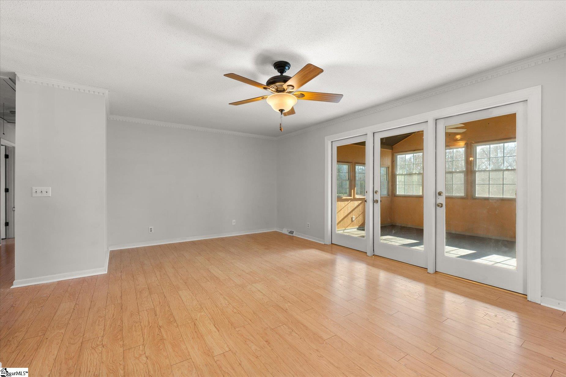 225 Eastbourne Road Greenville, SC 29611 - Photo 4 of 35 Gallery Image 4