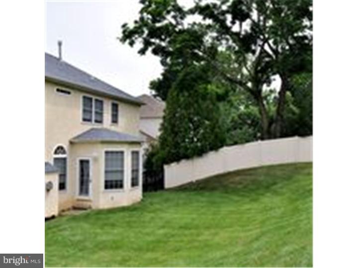 2341 Dale Road Huntingdon Valley, PA 19006 - Photo 4 of 25
