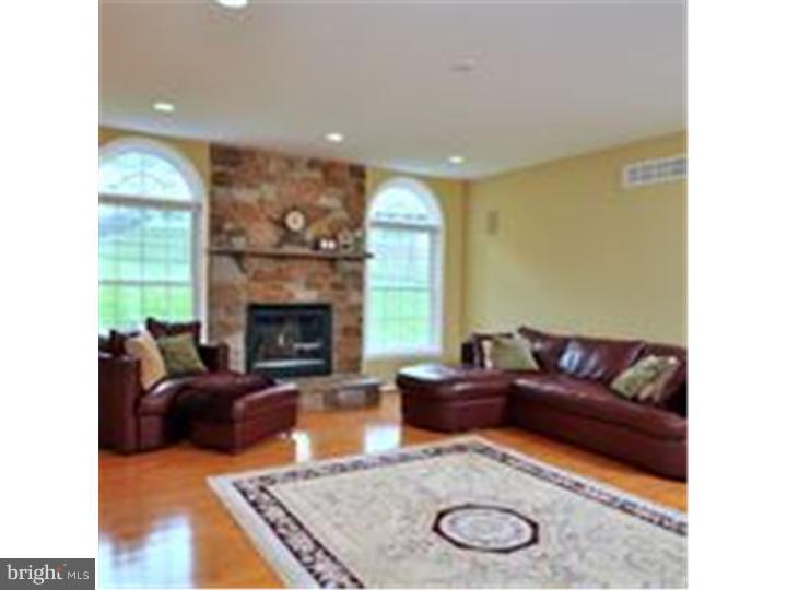 2341 Dale Road Huntingdon Valley, PA 19006 - Photo 6 of 25