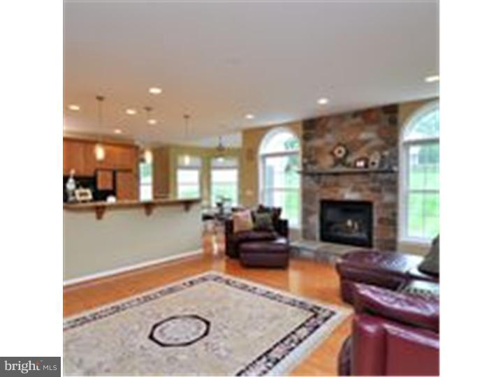 2341 Dale Road Huntingdon Valley, PA 19006 - Photo 7 of 25
