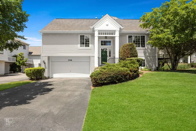 $339,900 | 2416 Oakfield Drive, Unit 2416, Aurora, IL 60503
