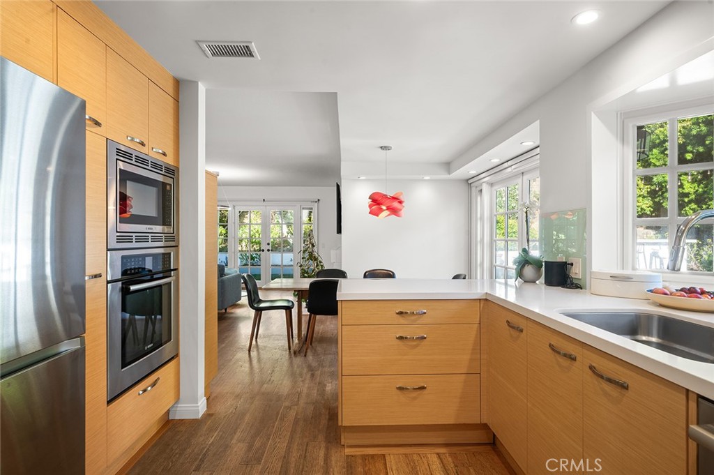 17 Rippling Streme Irvine, CA 92603 - Photo 15 of 54