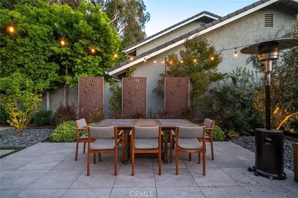 $3,098,000 | 17 Rippling Streme, Irvine, CA 92603