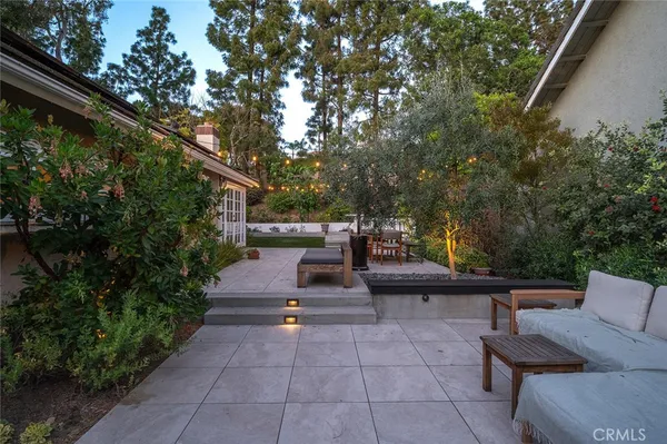 $3,098,000 | 17 Rippling Streme, Irvine, CA 92603