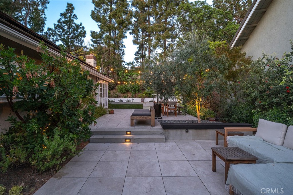 17 Rippling Streme Irvine, CA 92603 - Photo 30 of 54