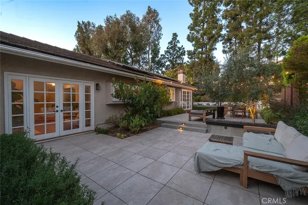 $3,098,000 | 17 Rippling Streme, Irvine, CA 92603
