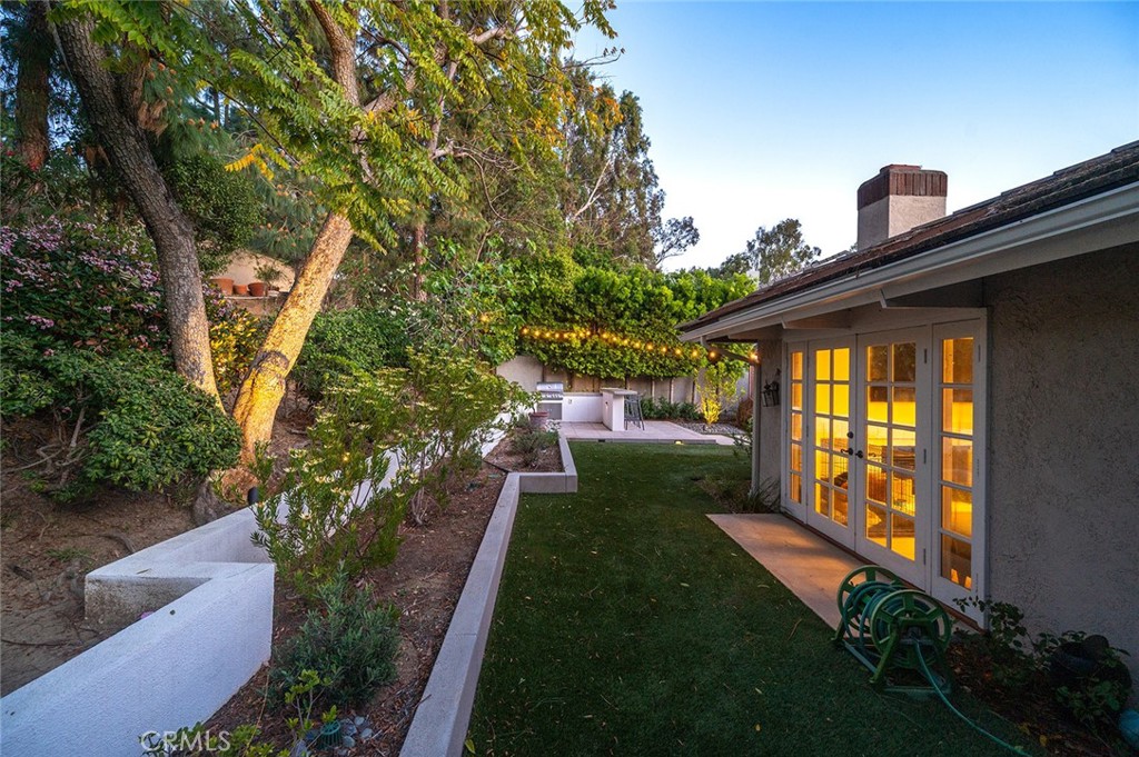 17 Rippling Streme Irvine, CA 92603 - Photo 35 of 54