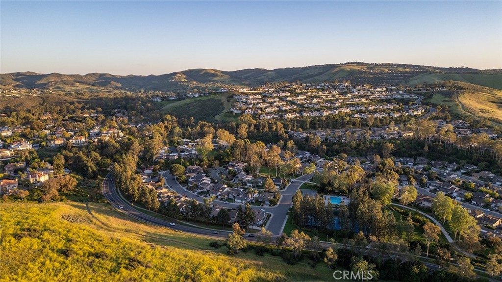 17 Rippling Streme Irvine, CA 92603 - Photo 42 of 54