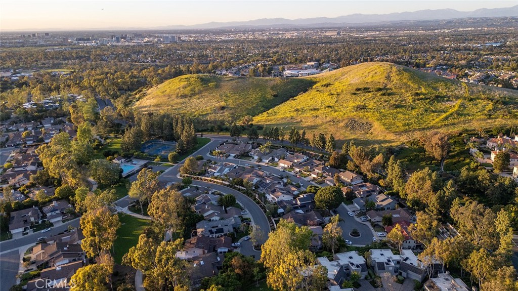 17 Rippling Streme Irvine, CA 92603 - Photo 43 of 54