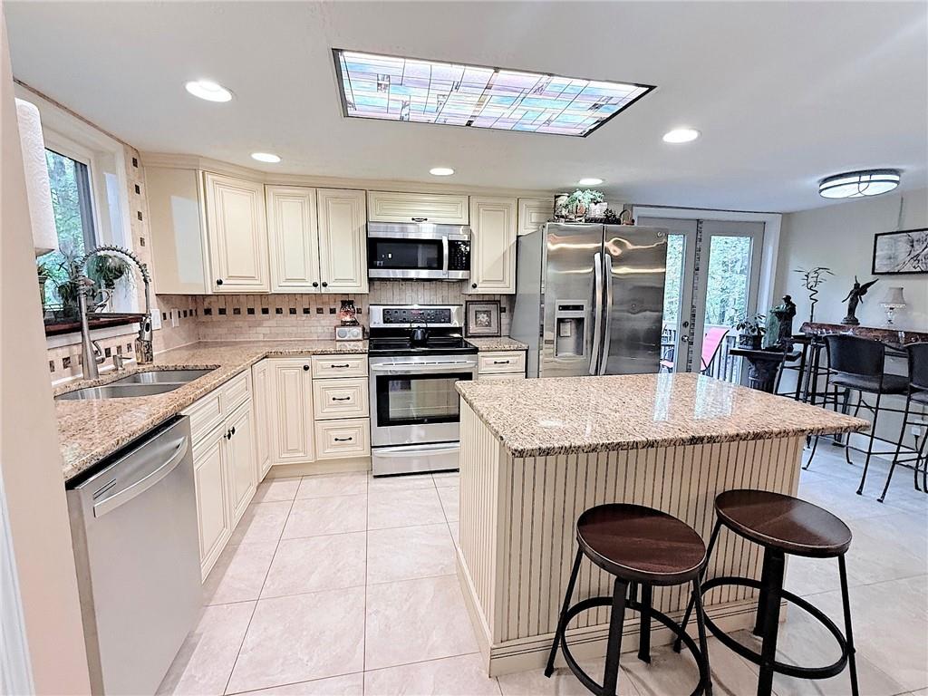 3865 Mabry Road Northeast Roswell, GA 30075 - Photo 14 of 52