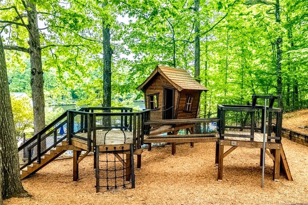 3865 Mabry Road Northeast Roswell, GA 30075 - Photo 47 of 52