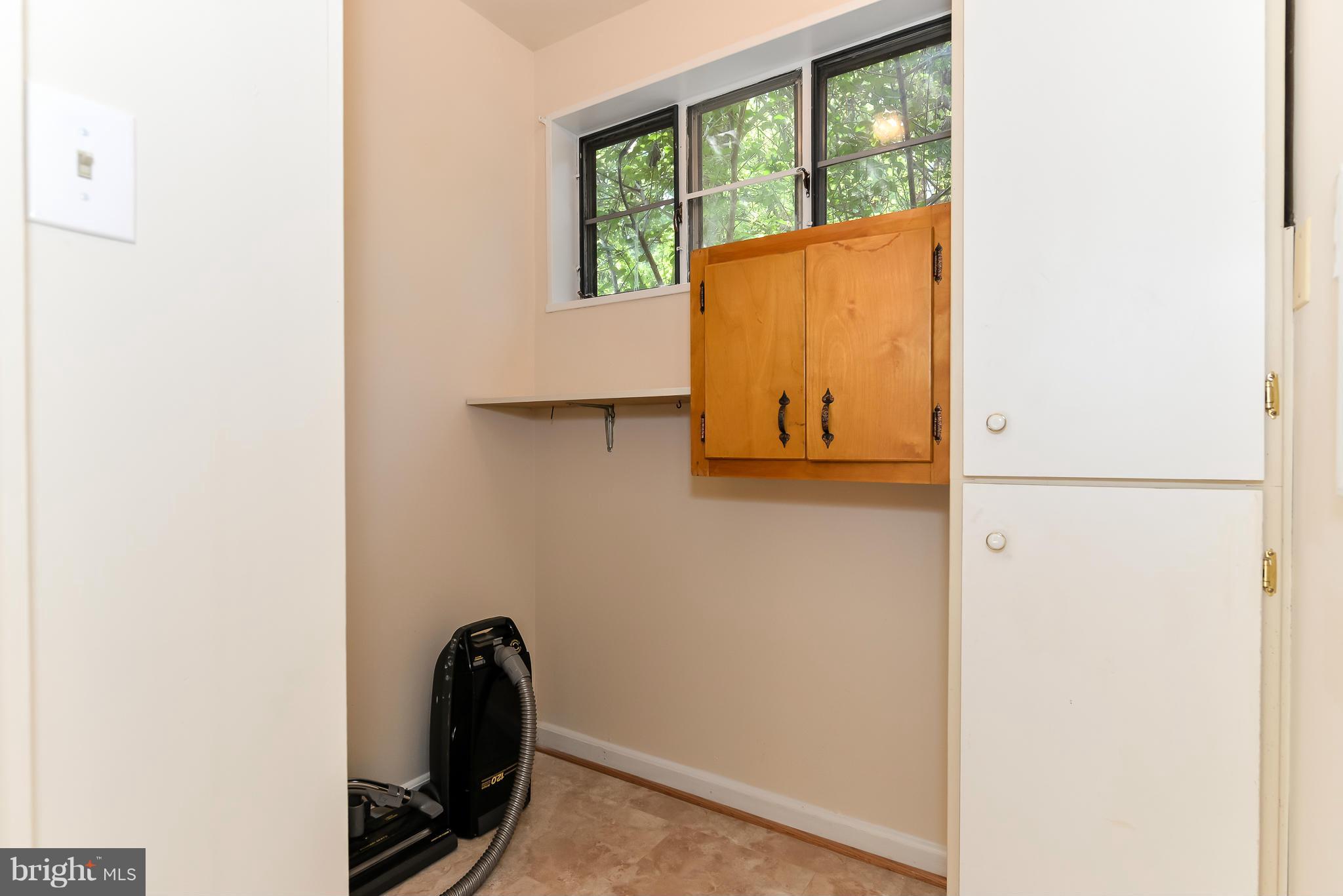 12919 Moray Road Silver Spring, MD 20906 - Photo 18 of 22 Kitchen