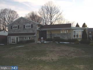 508 Foster Drive Springfield, PA 19064 - Photo 1 of 6