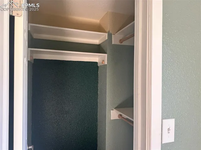 a view of an outdoor space