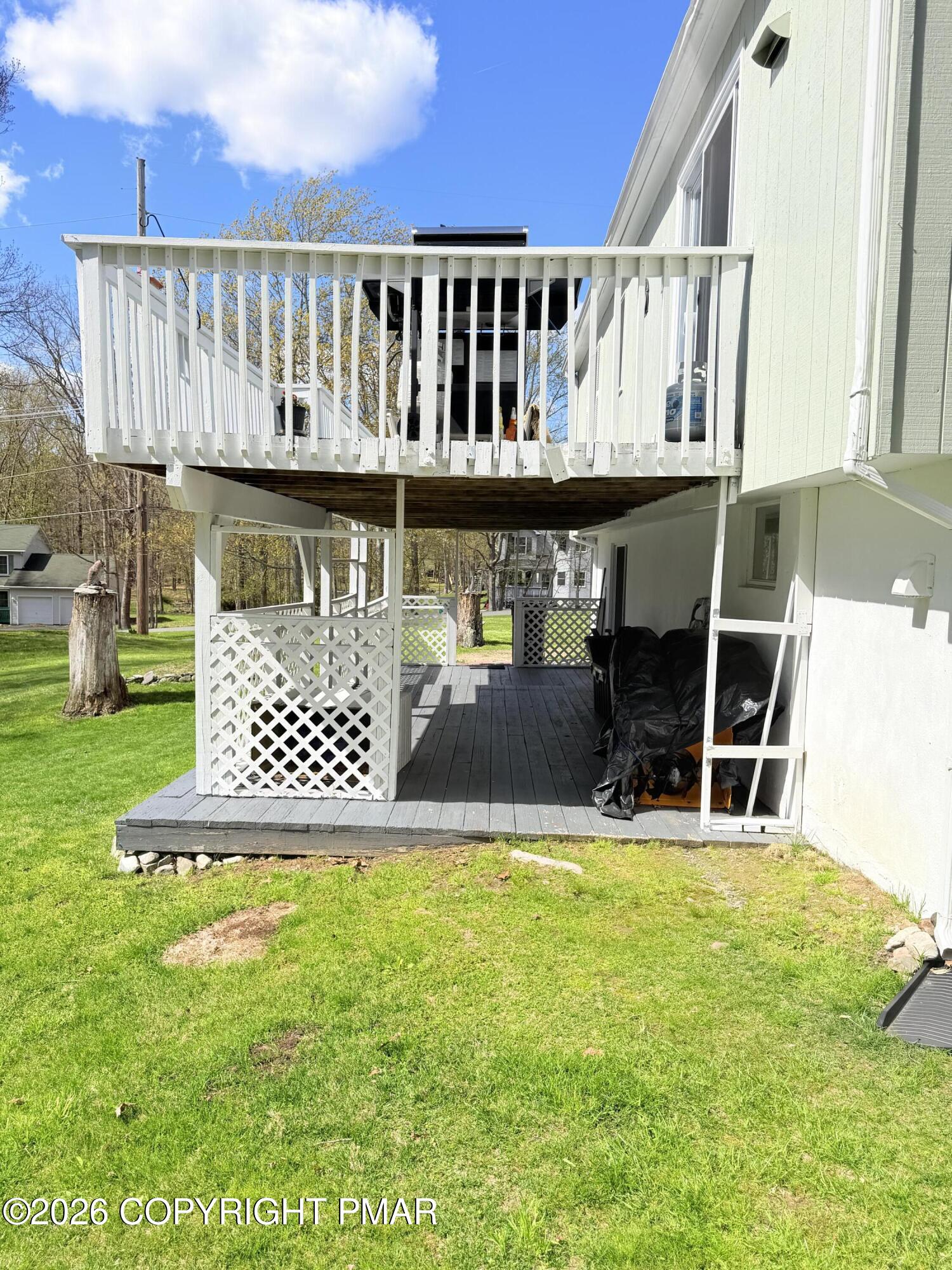 2295 Cramer Road Bushkill, PA 18324 - Photo 6 of 50 IMG_0252