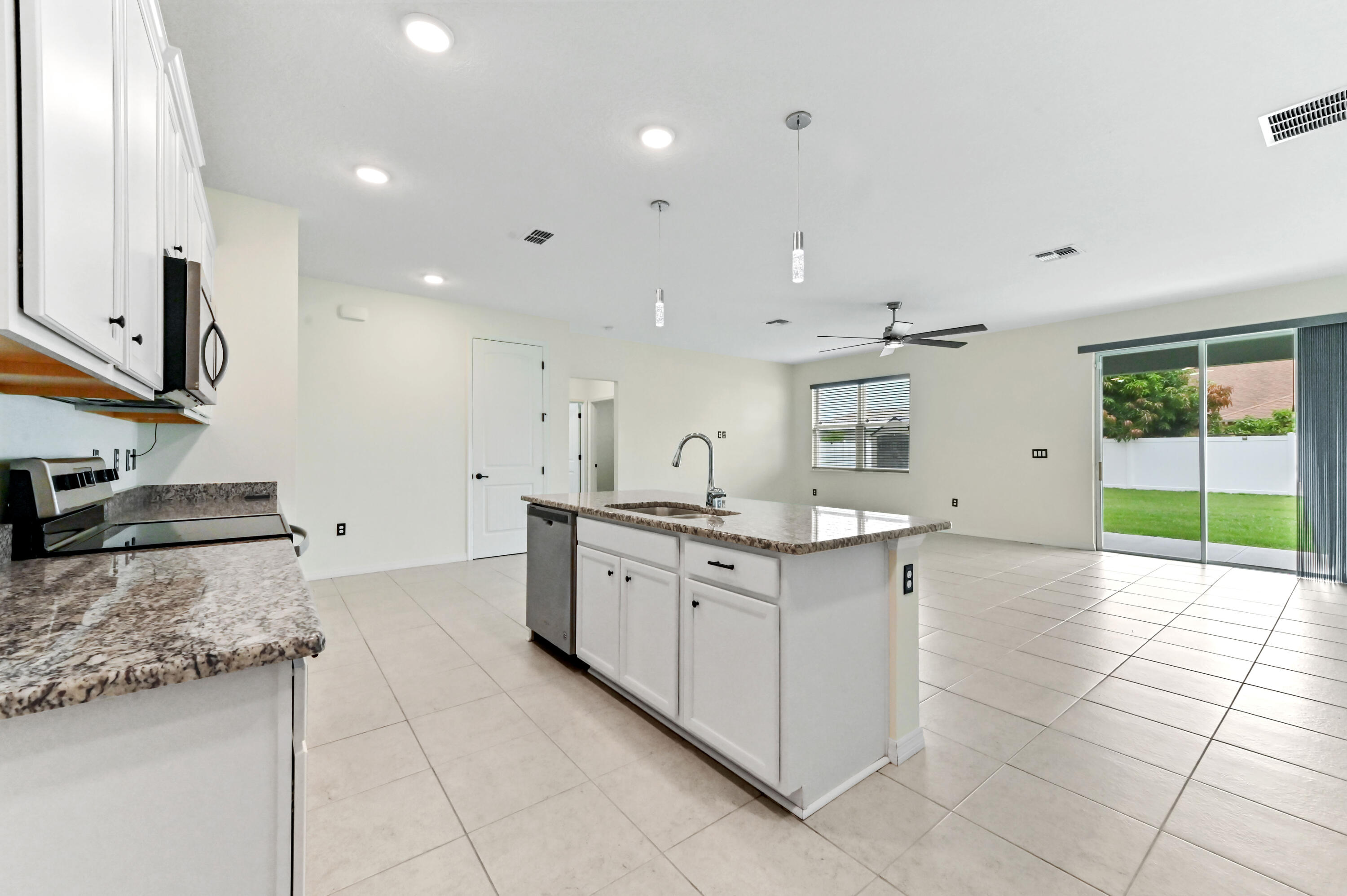 6700 Northwest Omega Road Port St. Lucie, FL 34983 - Photo 12 of 45 10 kitchen 03