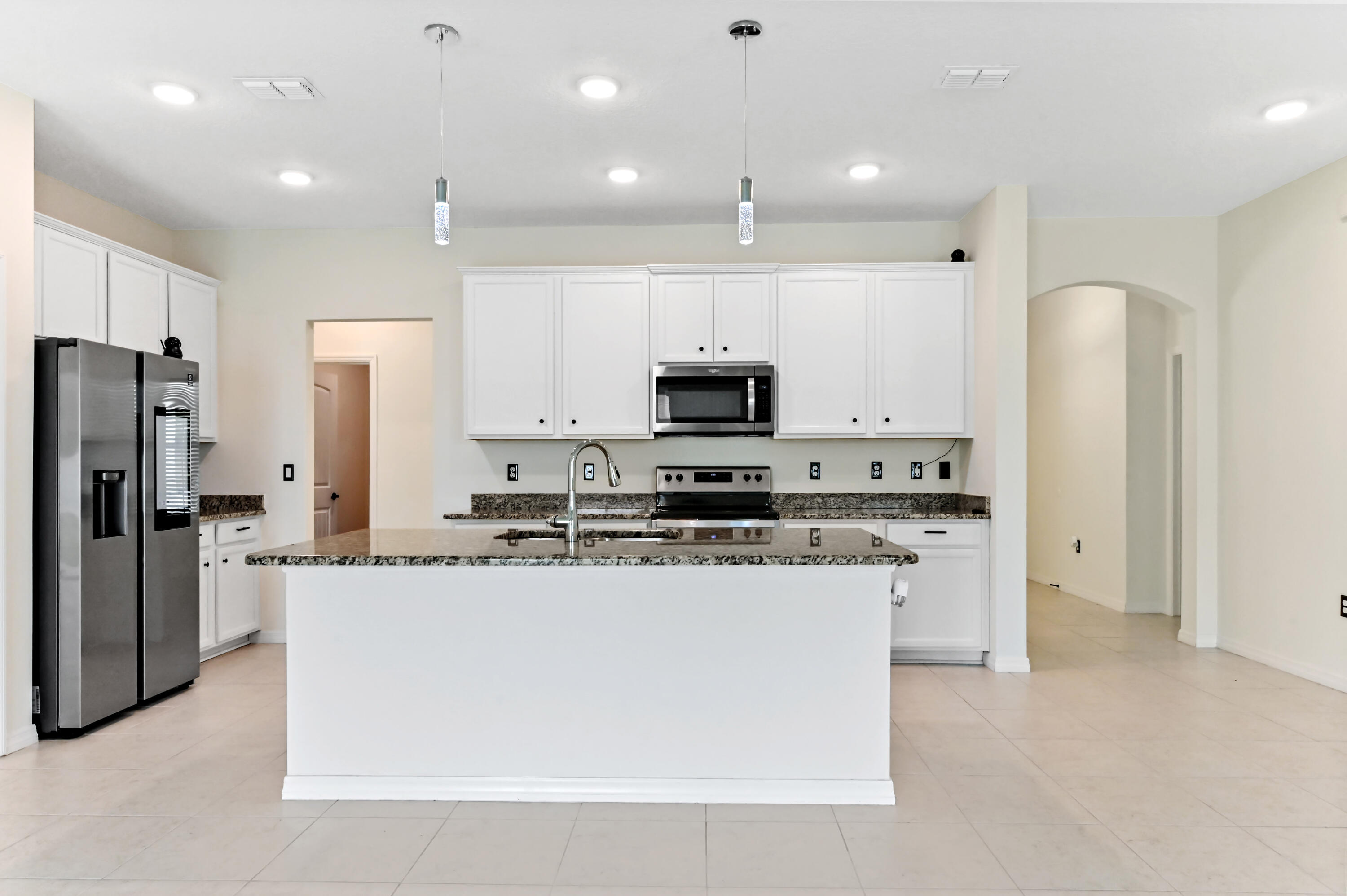 6700 Northwest Omega Road Port St. Lucie, FL 34983 - Photo 13 of 45 11 kitchen 04