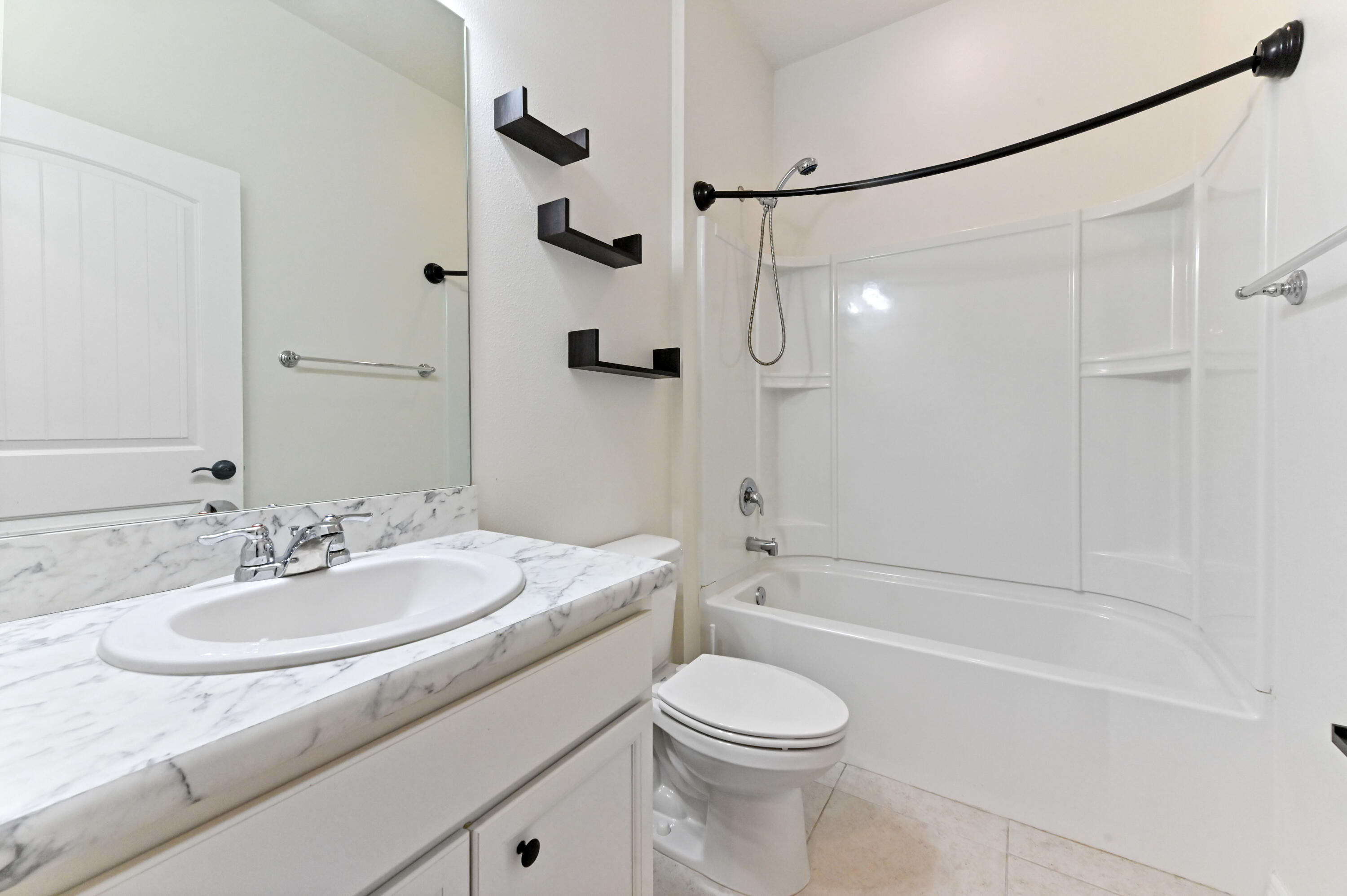 6700 Northwest Omega Road Port St. Lucie, FL 34983 - Photo 24 of 45 20 bathroom 01
