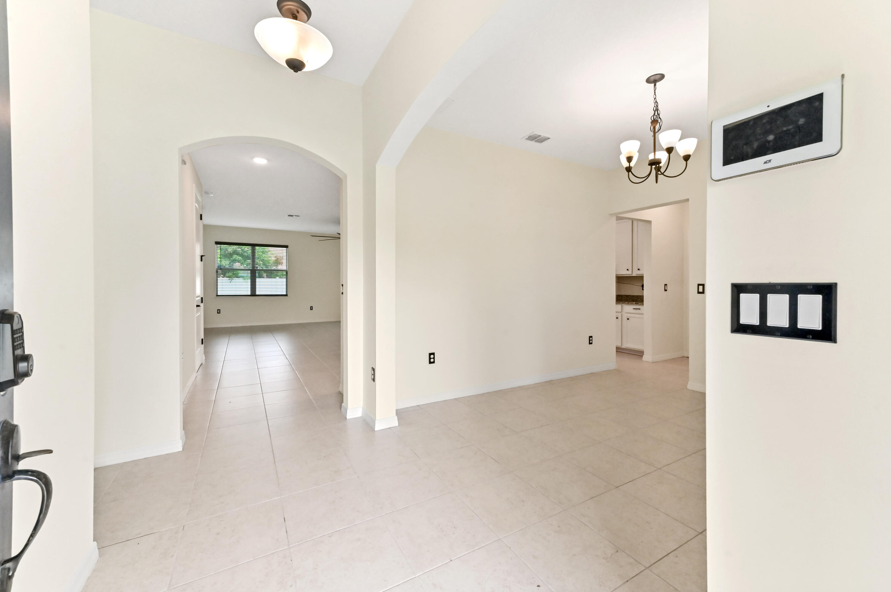6700 Northwest Omega Road Port St. Lucie, FL 34983 - Photo 6 of 45 04 entry 01