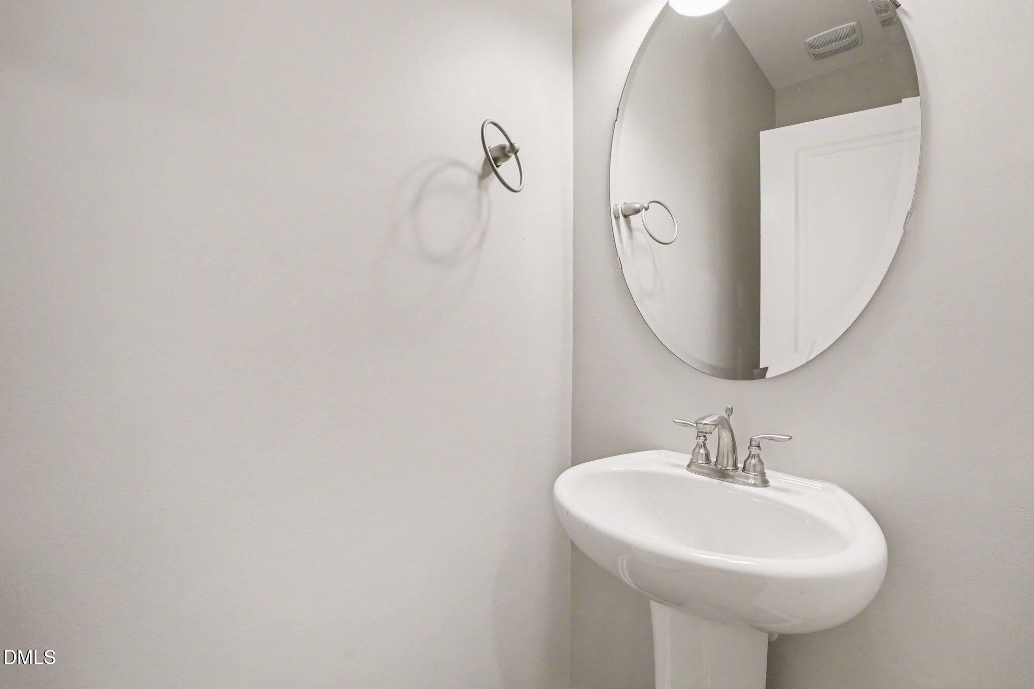 106 Two Daughters Streme Smithfield, NC 27577 - Photo 13 of 25 015_file_5881