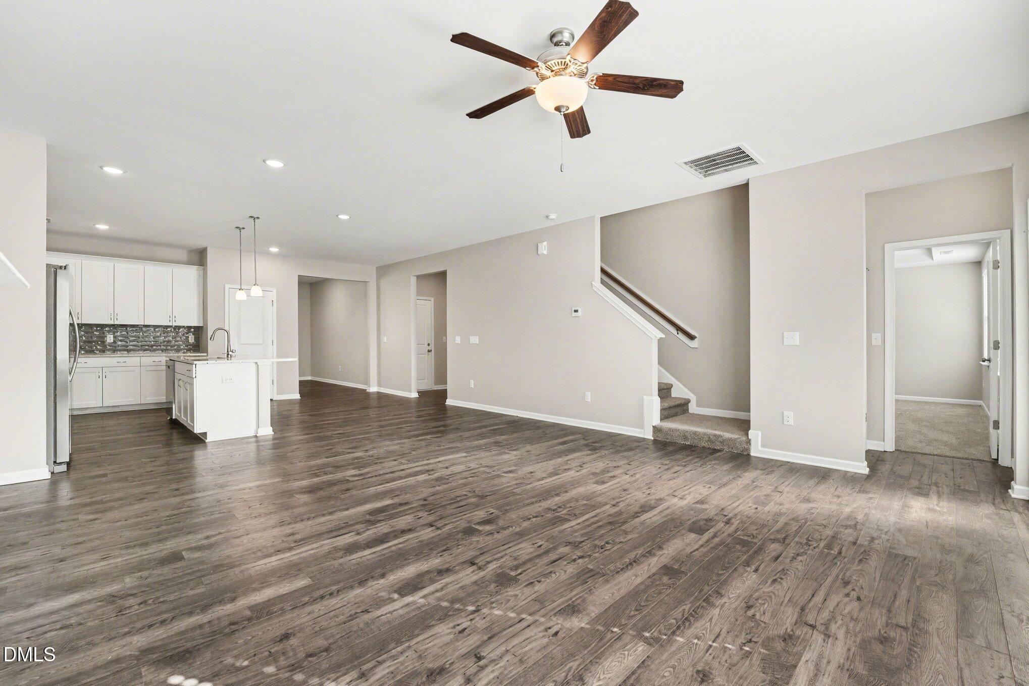 106 Two Daughters Streme Smithfield, NC 27577 - Photo 6 of 25 008_file_3914