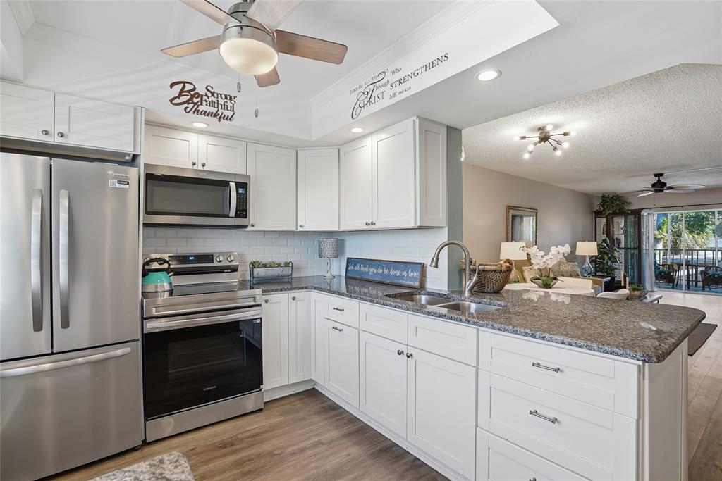 952 Virginia Street, Unit 202 Dunedin, FL 34698 - Photo 14 of 52