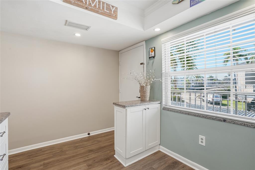 952 Virginia Street, Unit 202 Dunedin, FL 34698 - Photo 18 of 52