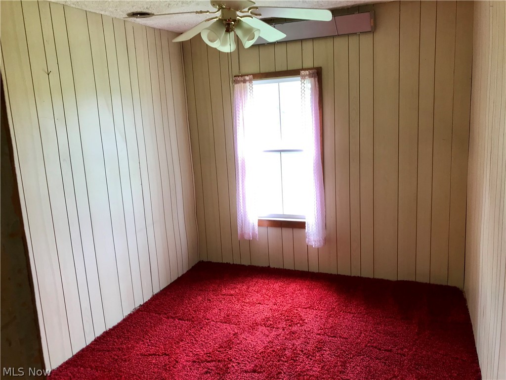 4163 Paradise Road Medina, OH 44256 - Photo 20 of 34 First bedroom on the 2nd floor.