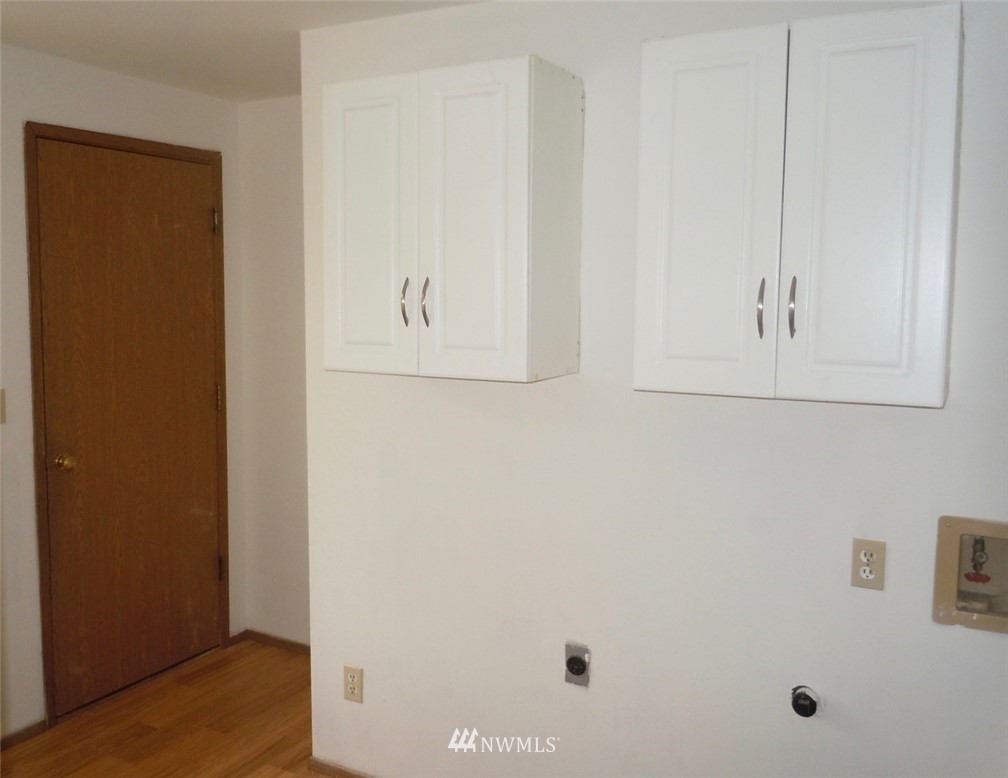 2512 Perry Avenue Bremerton, WA 98310 - Photo 15 of 16 Gallery Image 15