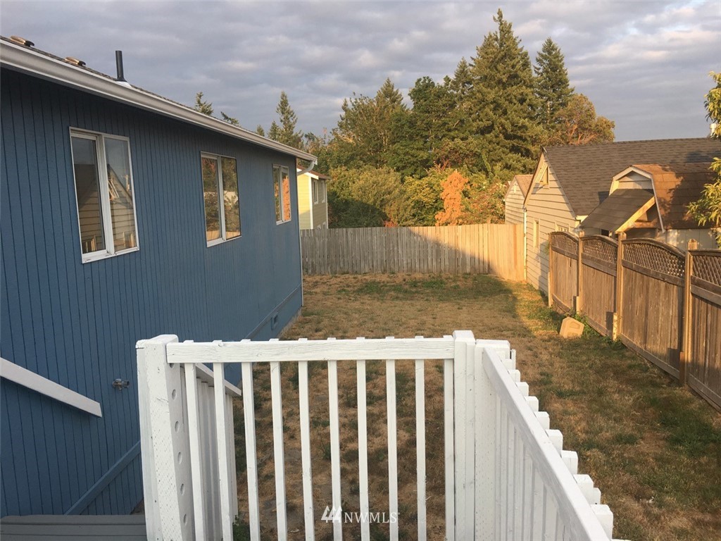 2512 Perry Avenue Bremerton, WA 98310 - Photo 16 of 16 Gallery Image 16