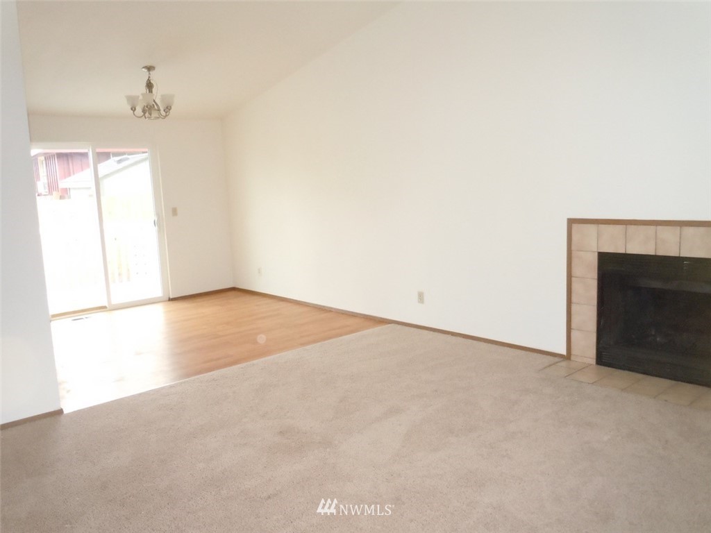 2512 Perry Avenue Bremerton, WA 98310 - Photo 6 of 16 Gallery Image 6