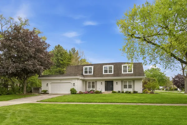 $989,000 | 1473 Arbor Lane, Northbrook, IL 60062