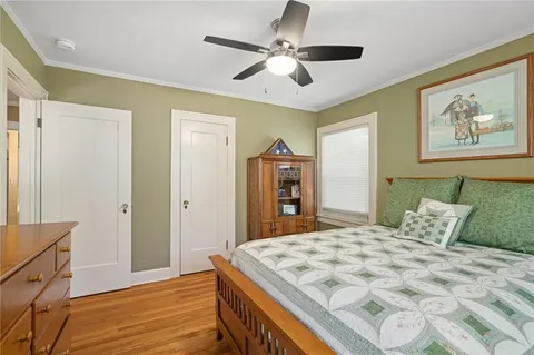 $585,000 | 1008 West 71st Terrace, Kansas City, MO 64114