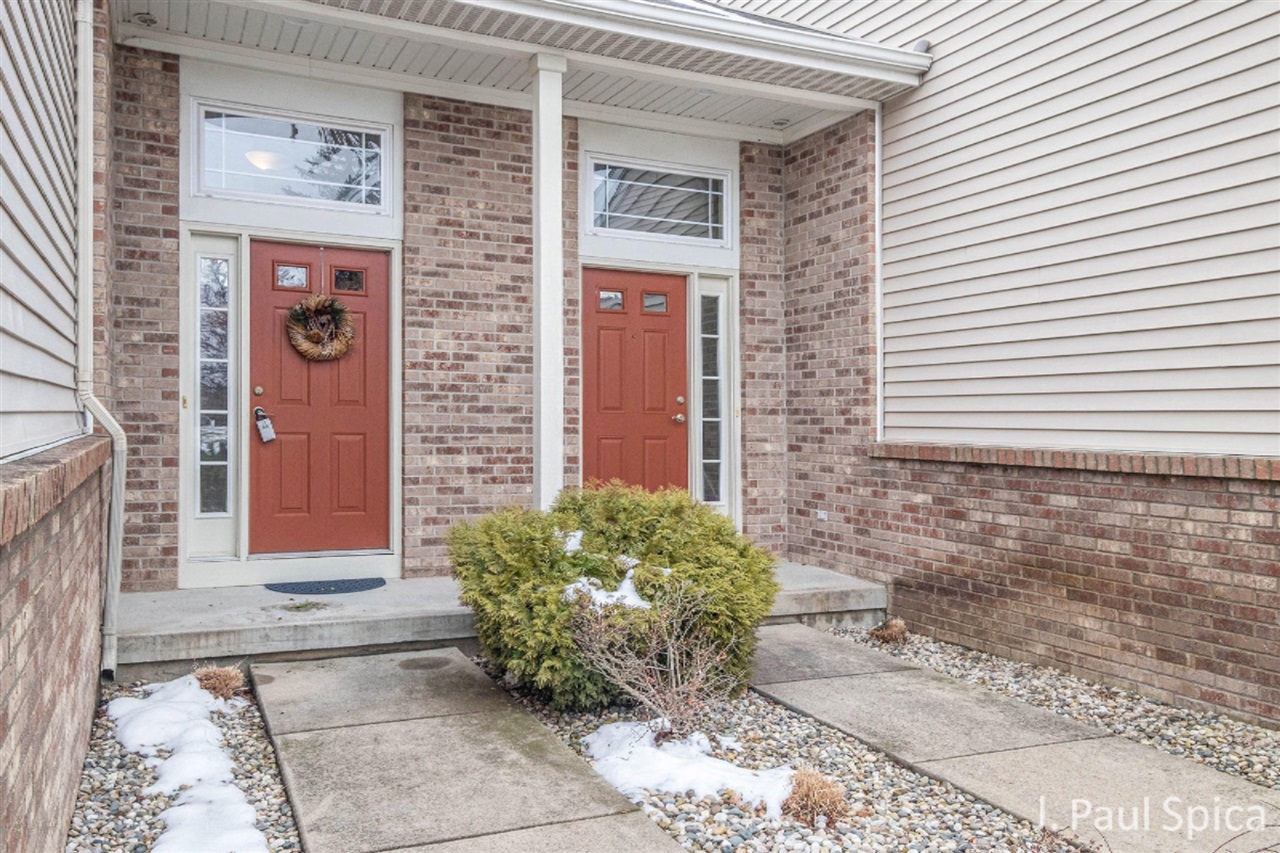 1345 Nevada Ridge Drive Southwest, Unit 46 Byron Center, MI 49315 - Photo 2 of 27