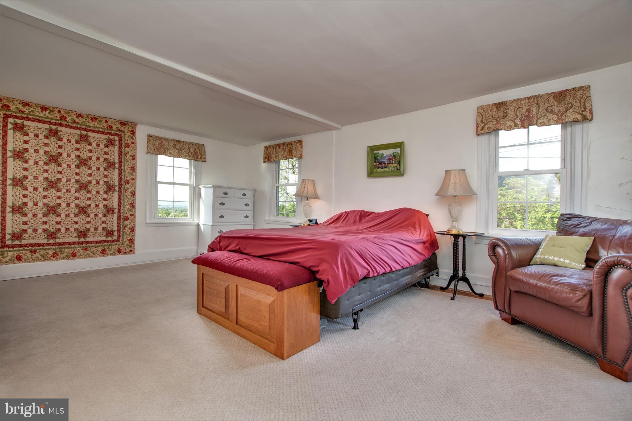 192 Evergreen Road New Cumberland, PA 17070 - Photo 23 of 29 Gallery Image 23