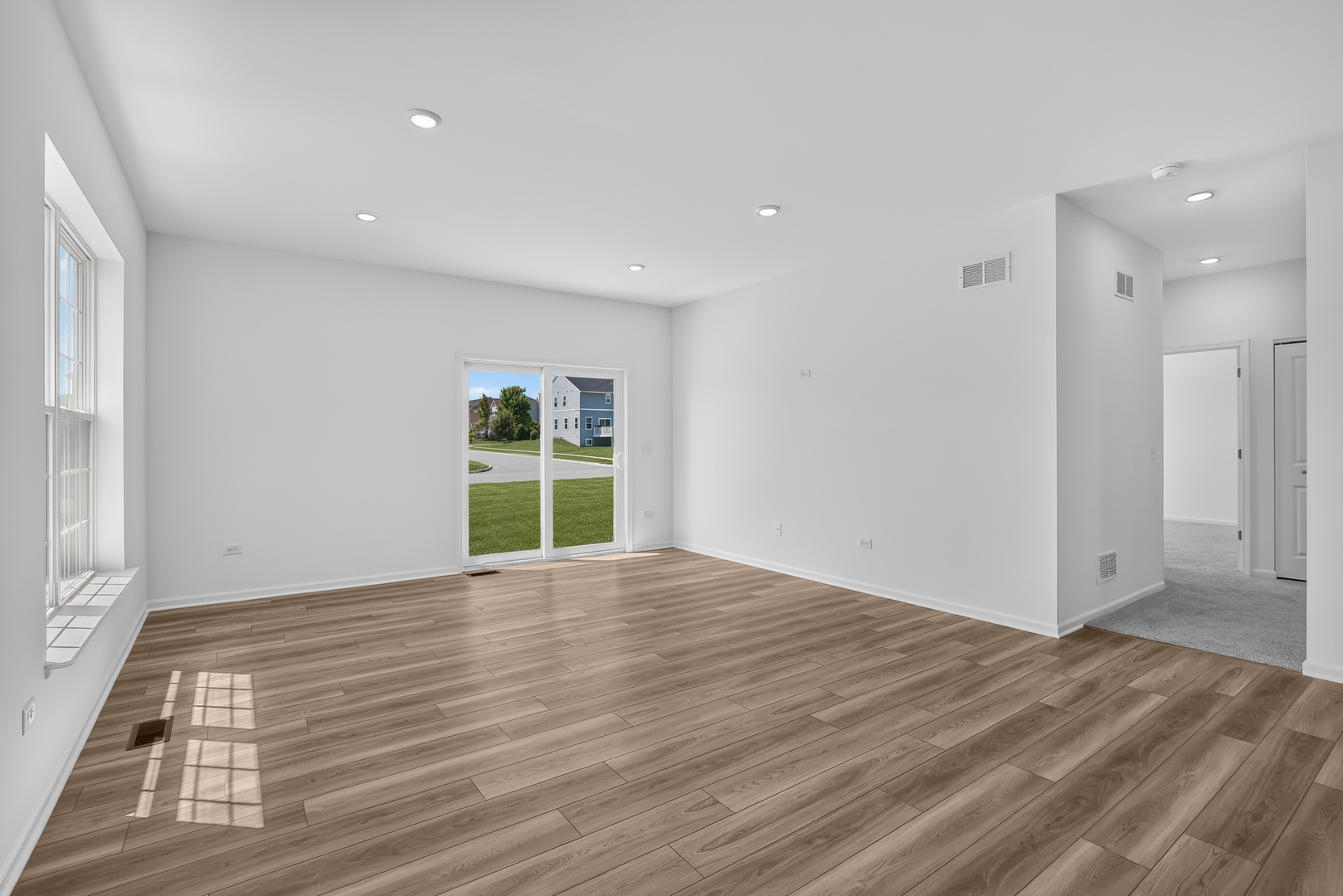 1253 Pr Rdg Trail Antioch, IL 60002 - Photo 5 of 23 Gallery Image 5