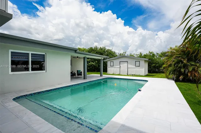 $5,800 | 19450 Southwest 125th Avenue, Miami, FL 33177